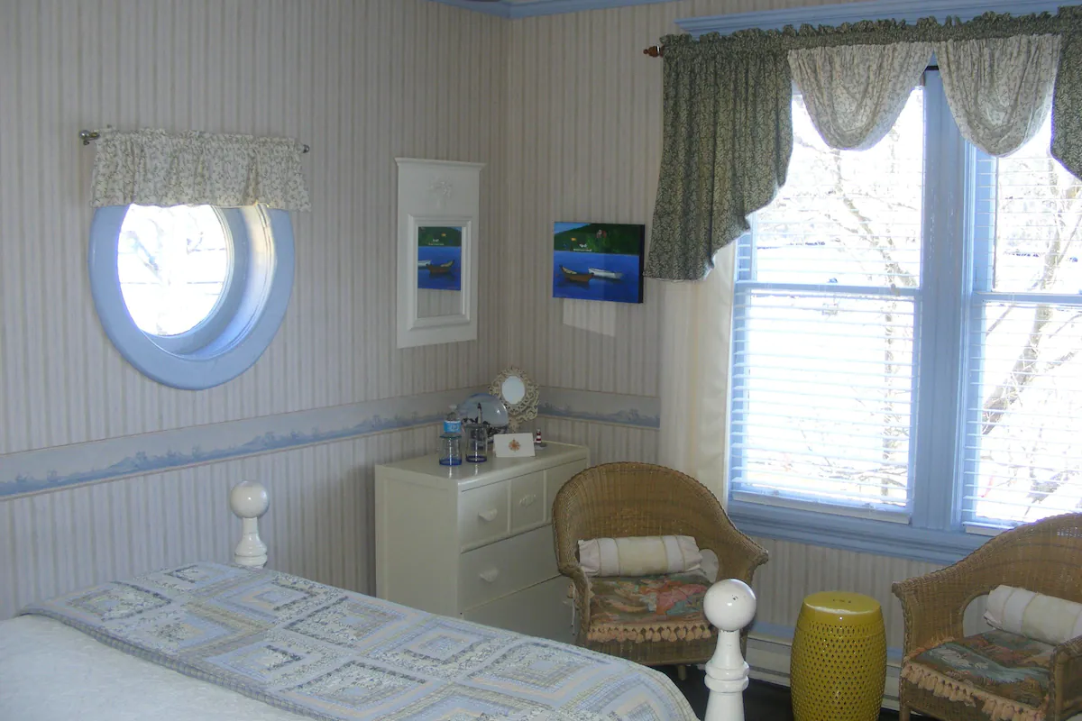 http://Featherview%2002